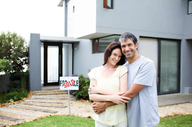 Why agents usually represent the transaction in FL